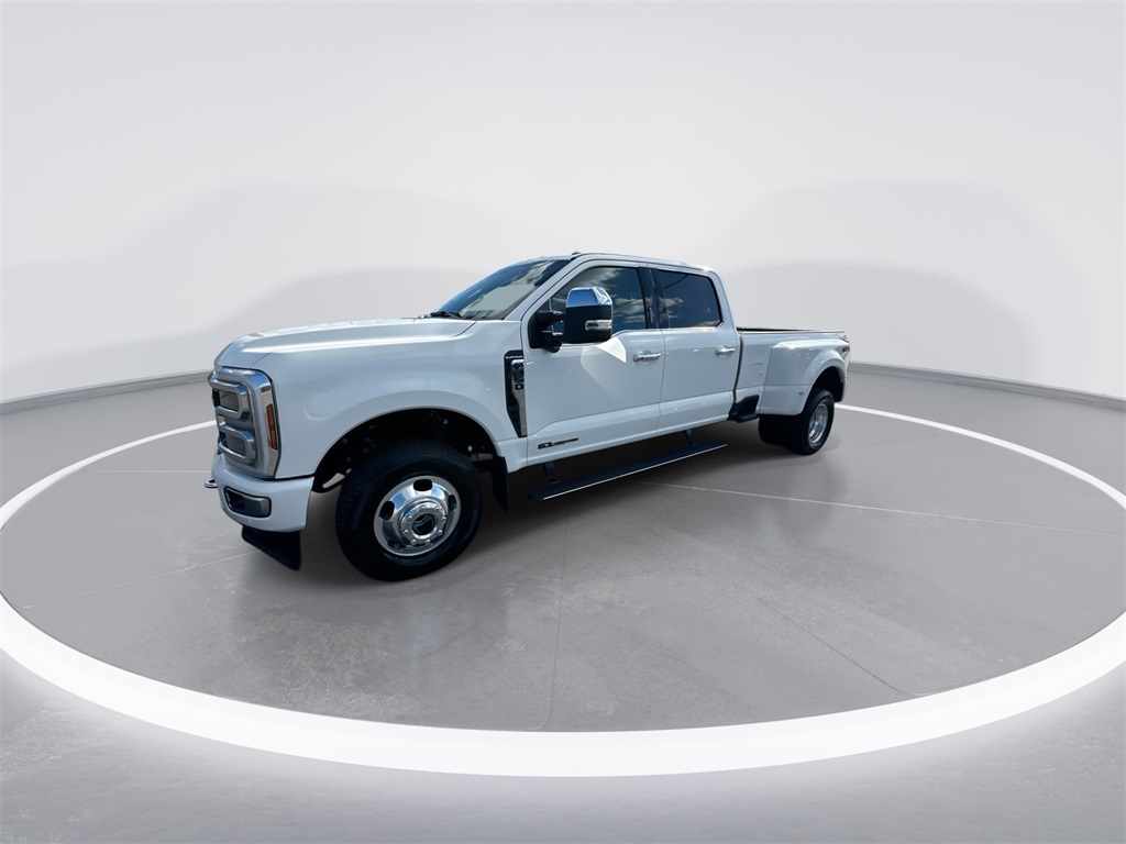 2024 Ford F-350 Platinum photo 4