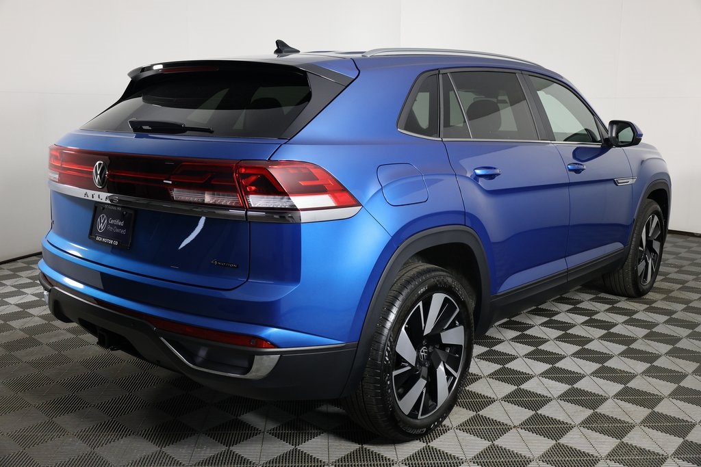 2024 Volkswagen Atlas Cross Sport SE Technology photo 4