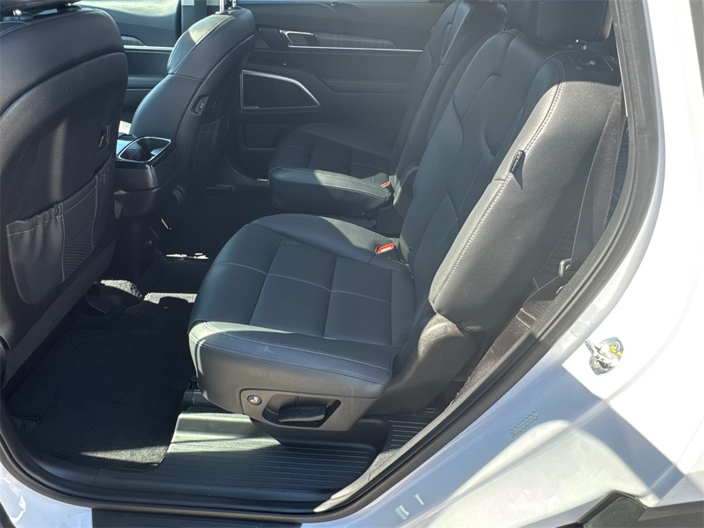 2023 Kia Telluride EX photo 21