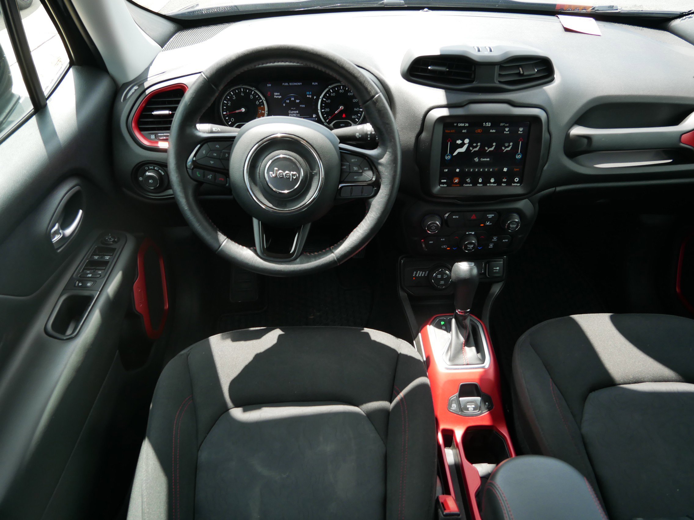 2022 Jeep Renegade Trailhawk photo 13