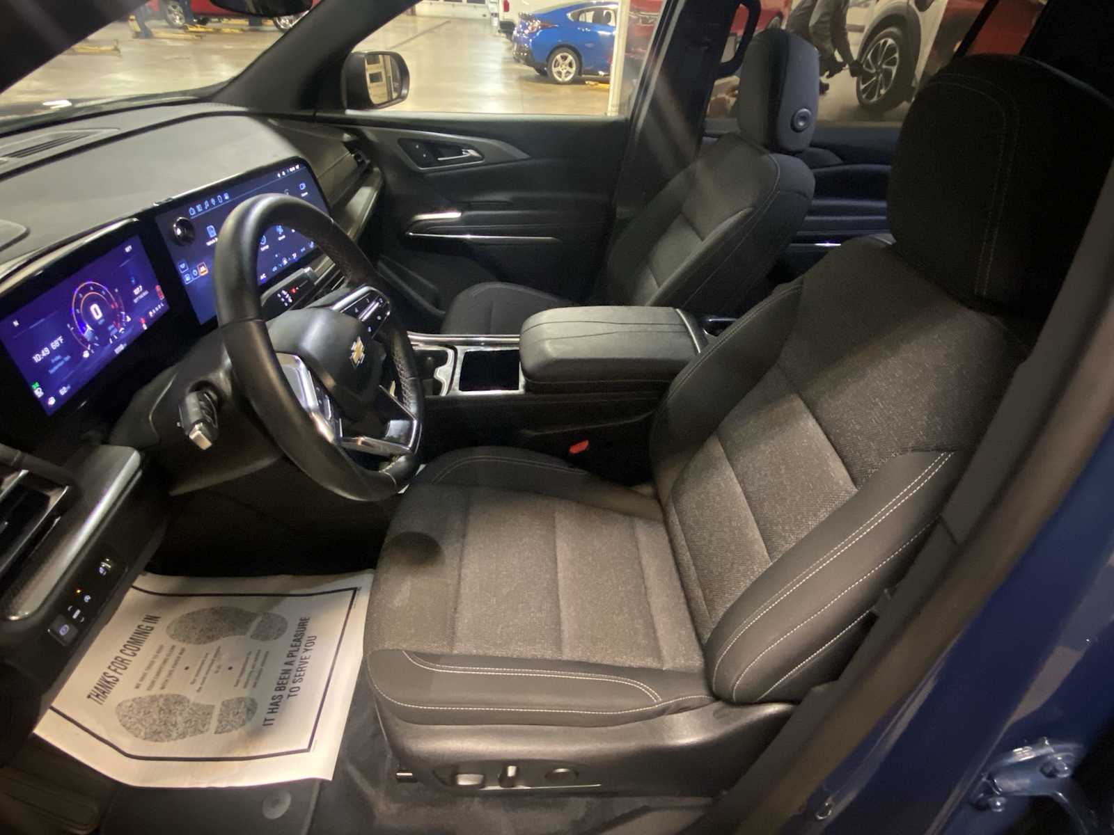 2025 Chevrolet Traverse photo 15