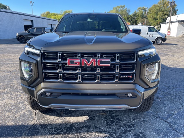 2024 Gmc Canyon AT4 photo 2