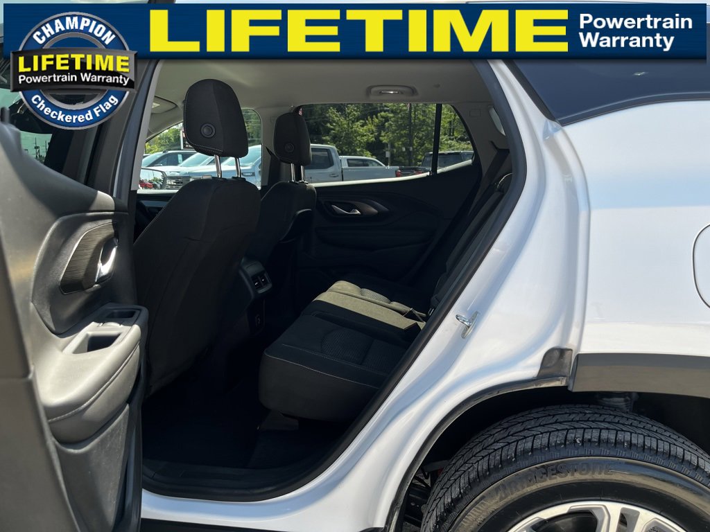 2023 Gmc Terrain SLE photo 18