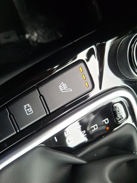 2026 Kia Seltos EX photo 21
