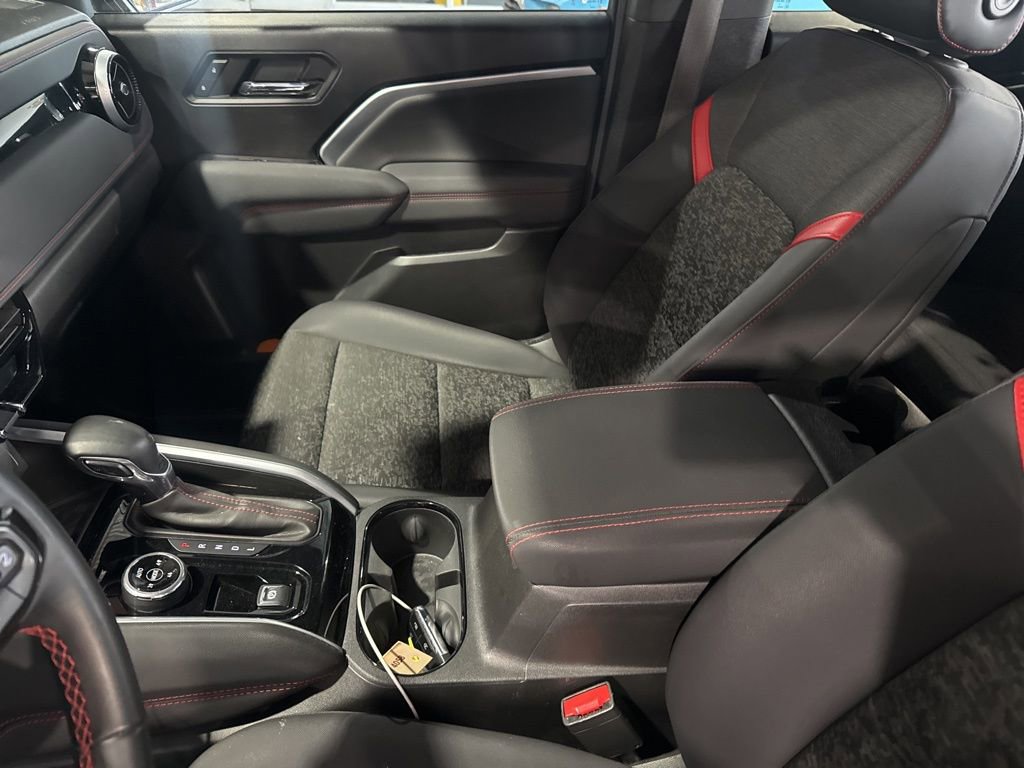2024 Chevrolet Colorado Z71 photo 20