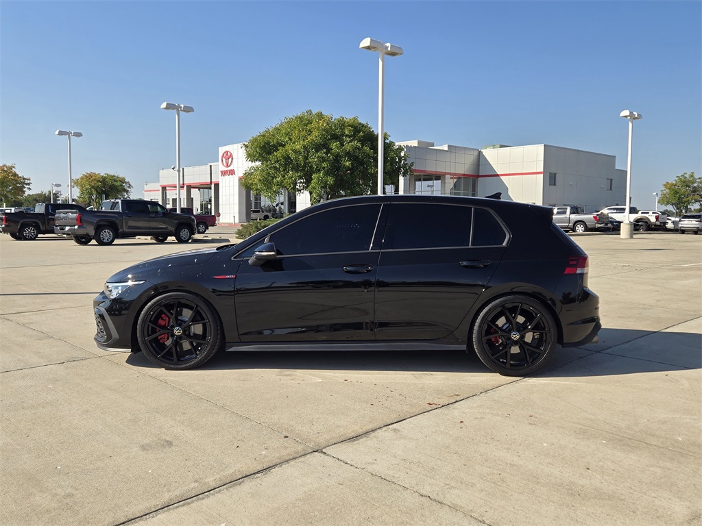 2024 Volkswagen Golf GTI 380 S photo 4