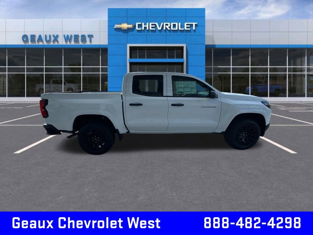 2025 Chevrolet Colorado LT photo 6