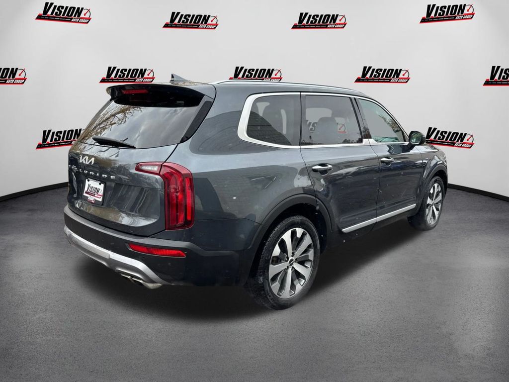 2022 Kia Telluride S photo 4