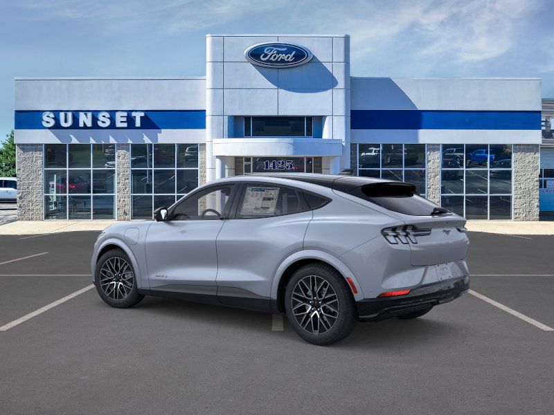 2025 Ford Mustang Mach-E Premium photo 3