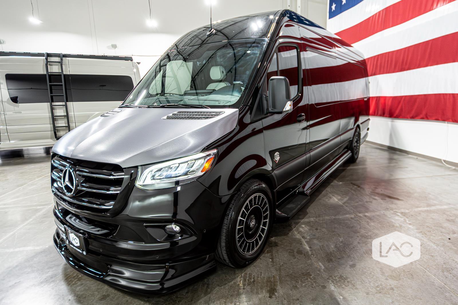 2024 Mercedes Benz Sprinter 3500 photo 19