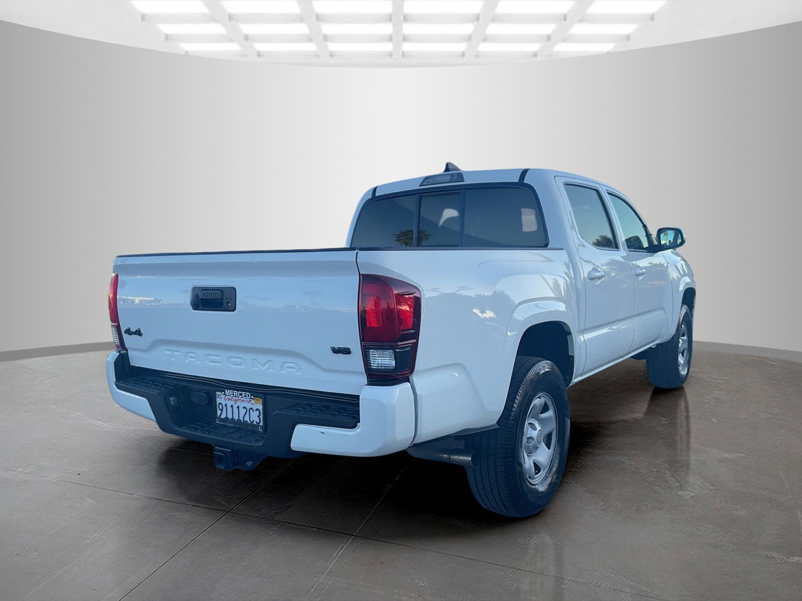 2021 Toyota Tacoma SR 4x4 photo 2