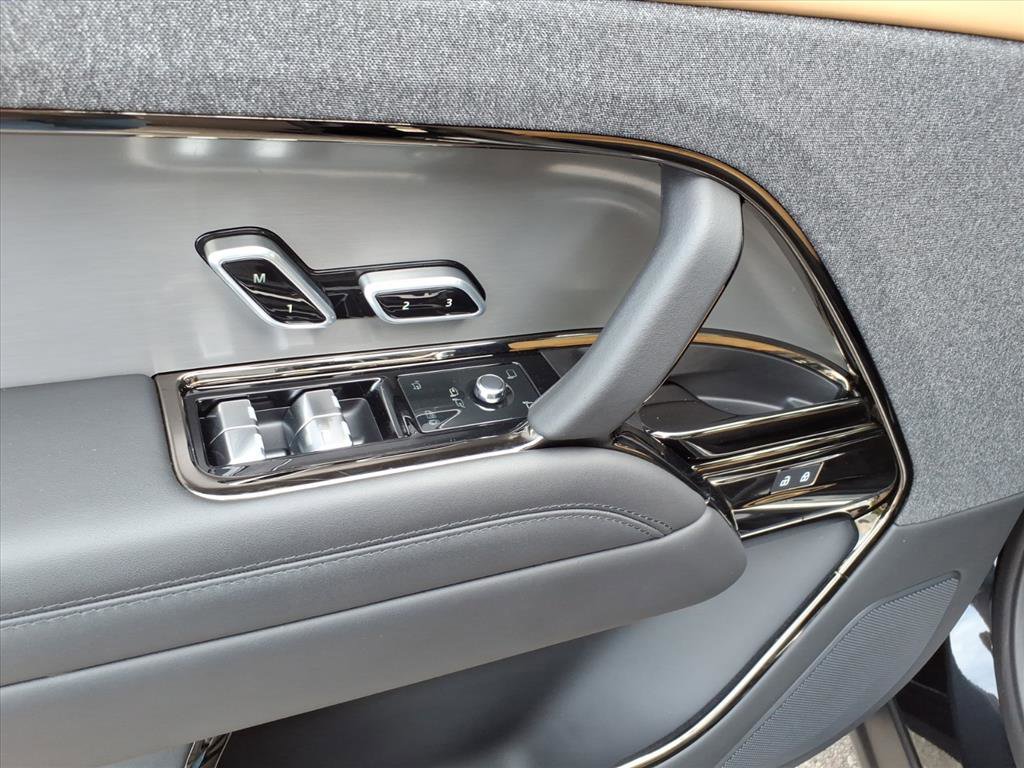 2023 Land Rover Range Rover Sport SE photo 14