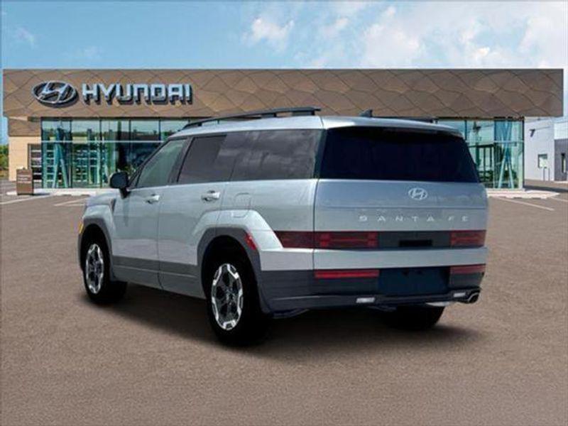 2026 Hyundai Santa Fe SEL photo 4