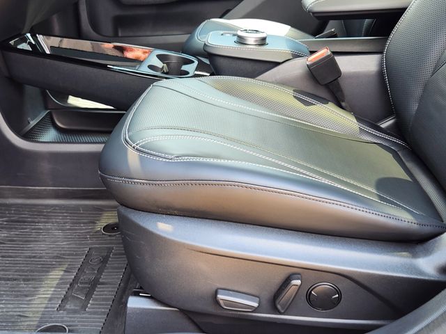 2023 Ford Mustang Mach-E Premium photo 21