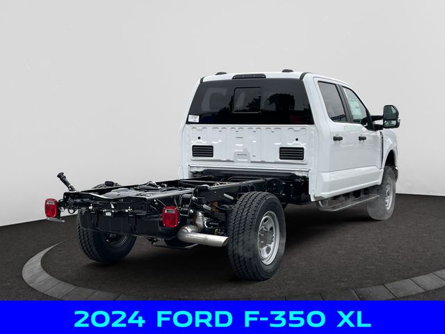 2024 Ford F-350 photo 6