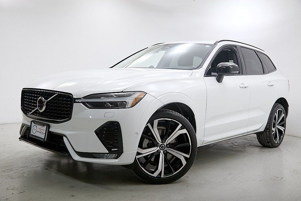2023 VOLVO XC60 - Image 1