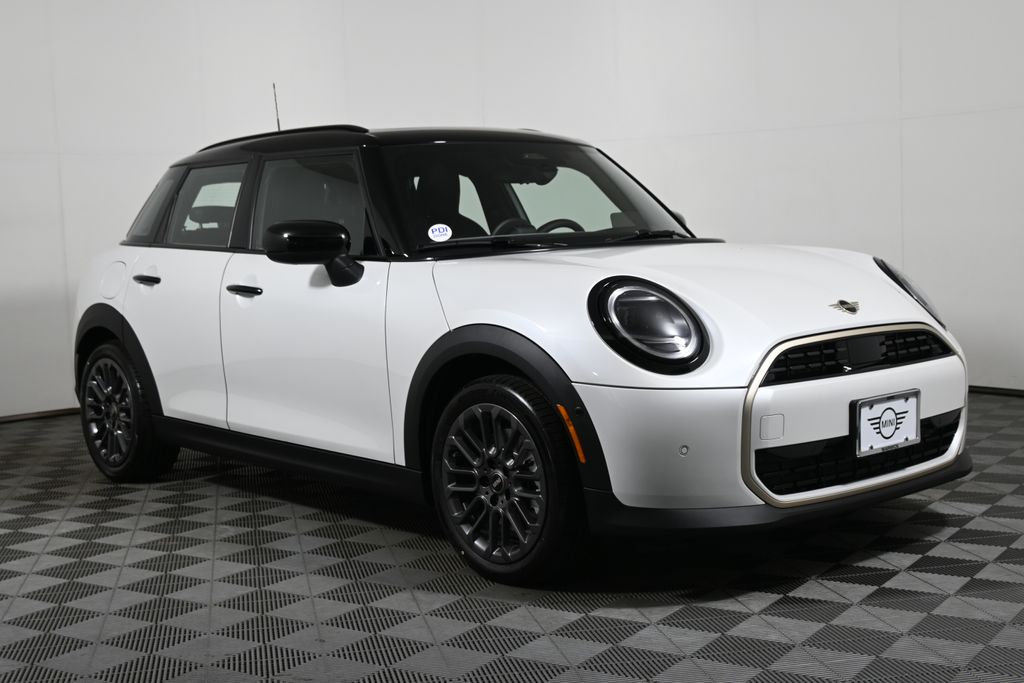 2026 Mini Cooper 4 Door Hardtop Signature photo 7