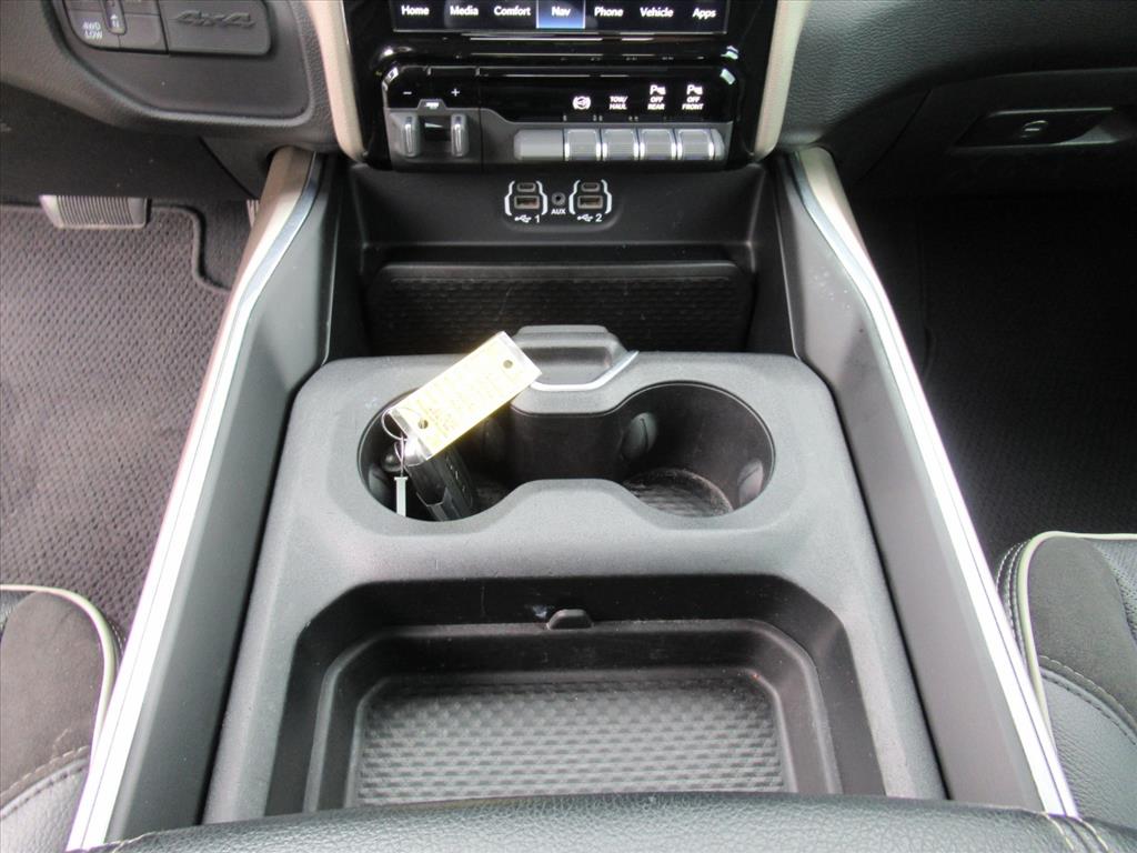 2024 Ram 2500 Laramie photo 20