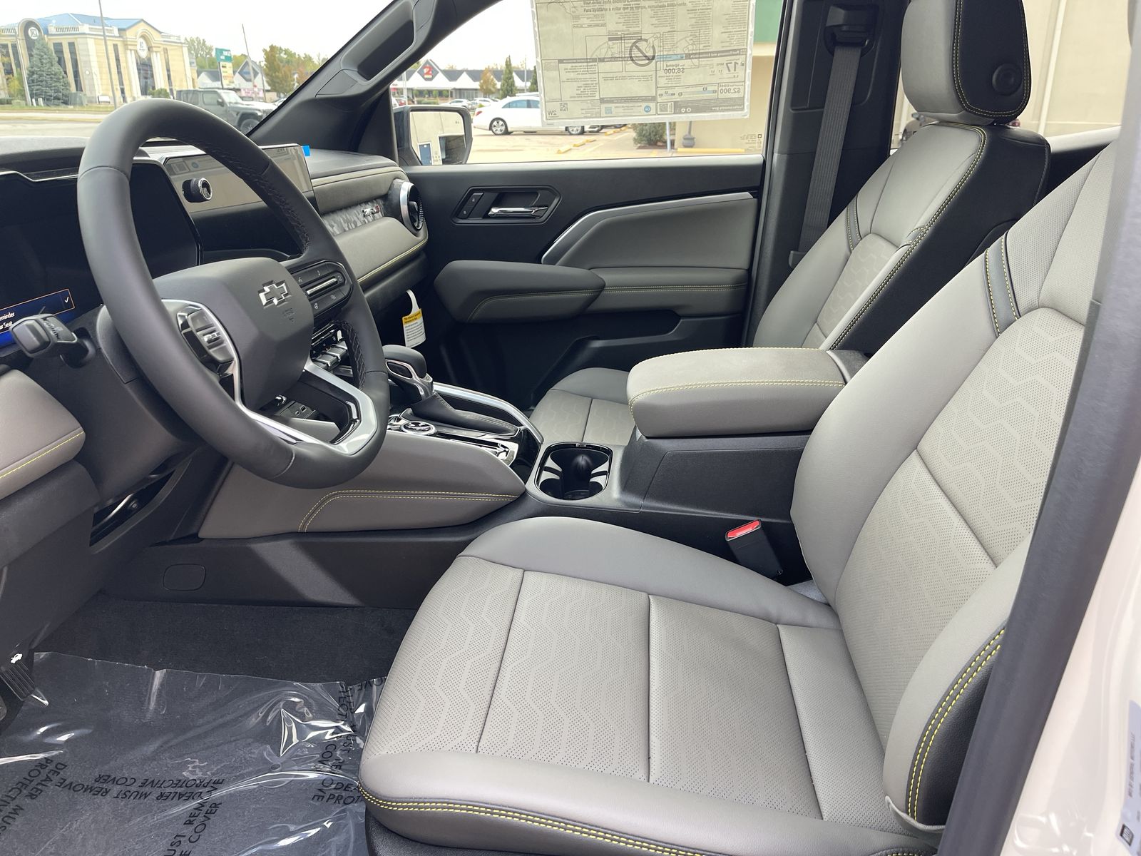 2026 Chevrolet Colorado ZR2 photo 3