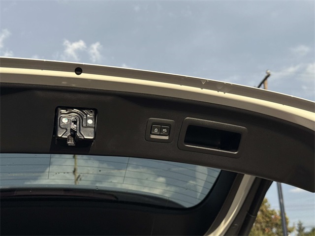 2025 Mazda CX-90 Preferred photo 21
