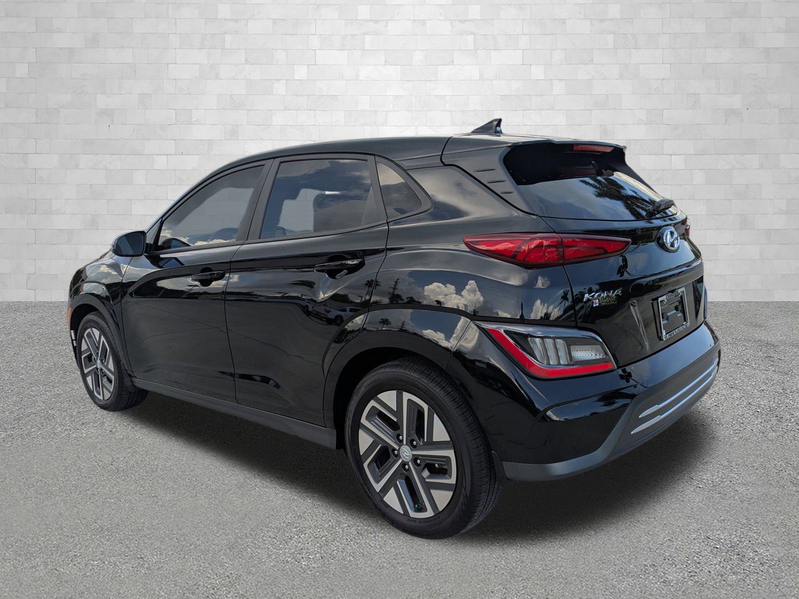 2023 Hyundai Kona Electric Limited photo 4