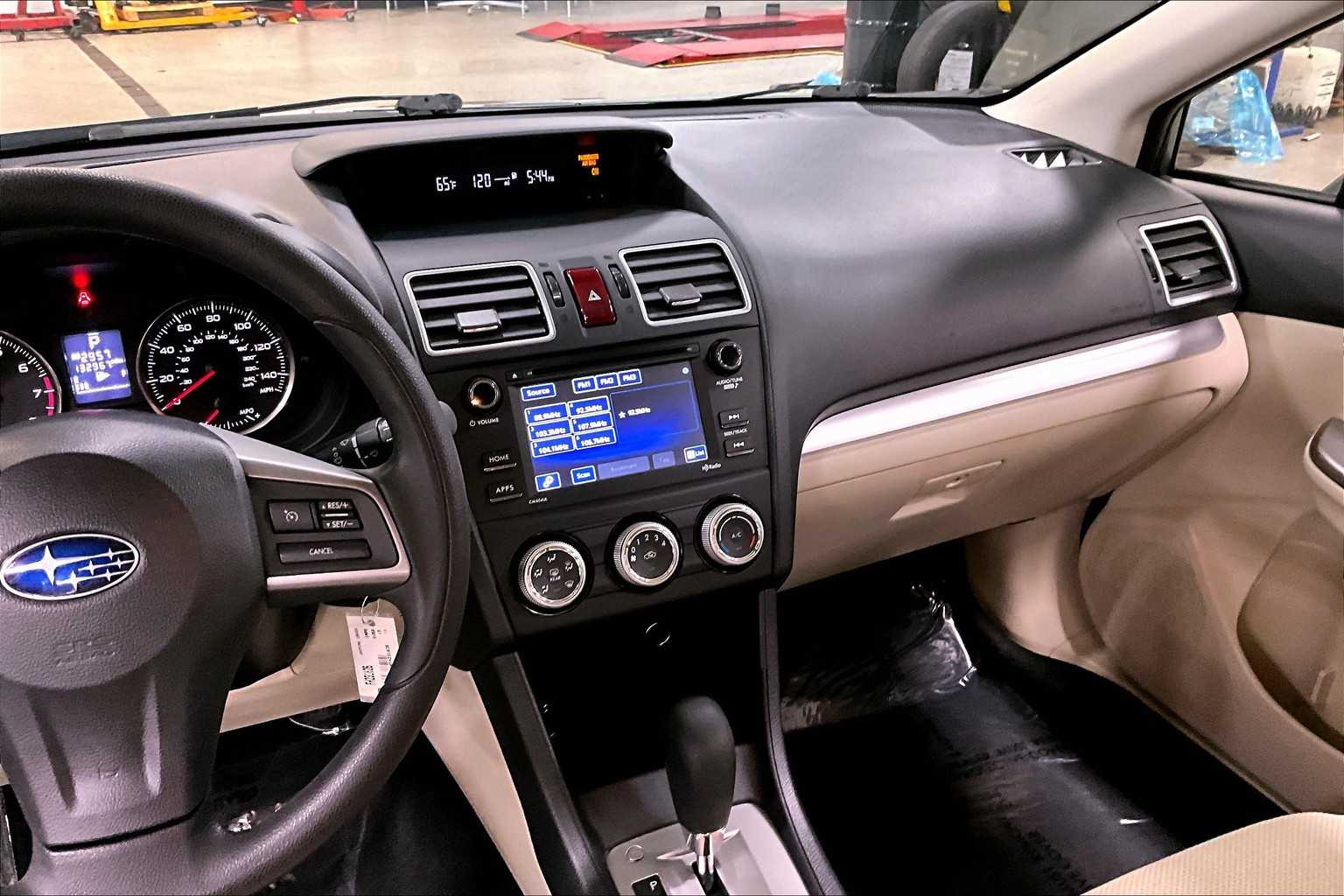 2015 Subaru Impreza 2.0i photo 6