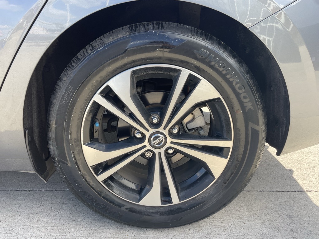 2023 Nissan Sentra SV photo 17
