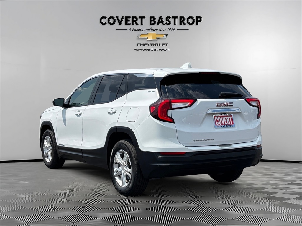 2024 Gmc Terrain SLE photo 3