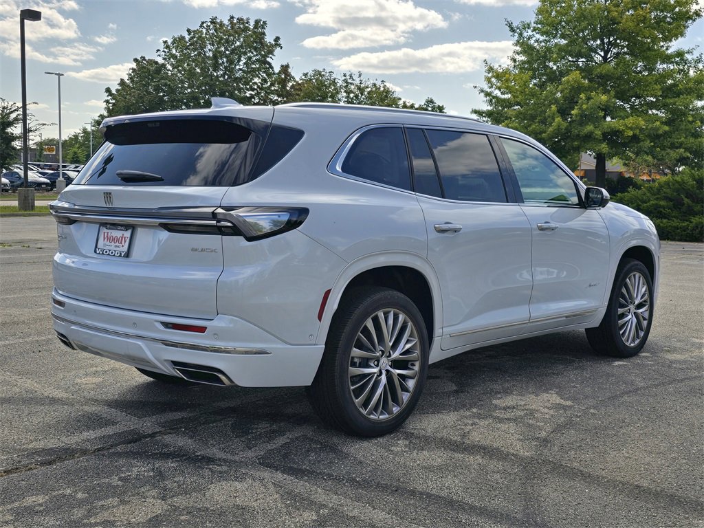 2026 Buick Enclave Avenir photo 4