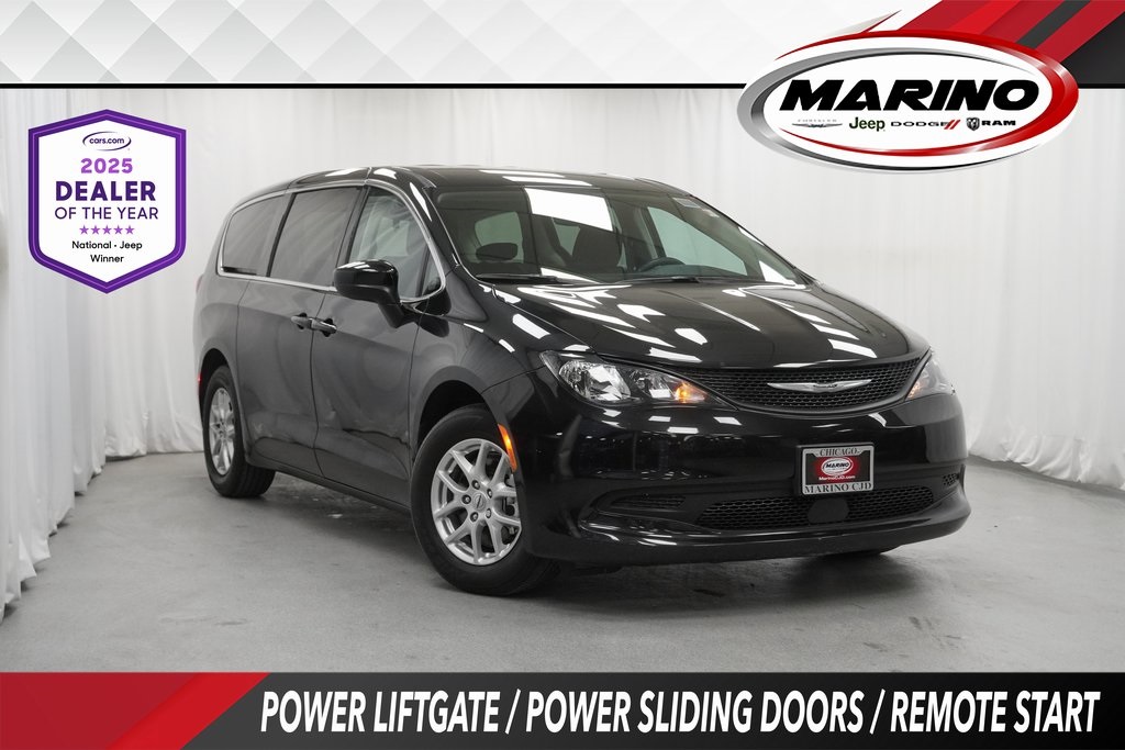 2023 Chrysler Voyager Pre-Owned 2023 Chrysler Voyager LX FWD 4D Passenger Van's photo