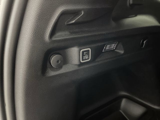 2021 Jeep Grand Cherokee L photo 12