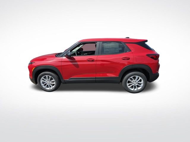 2026 Chevrolet Trailblazer LS photo 2