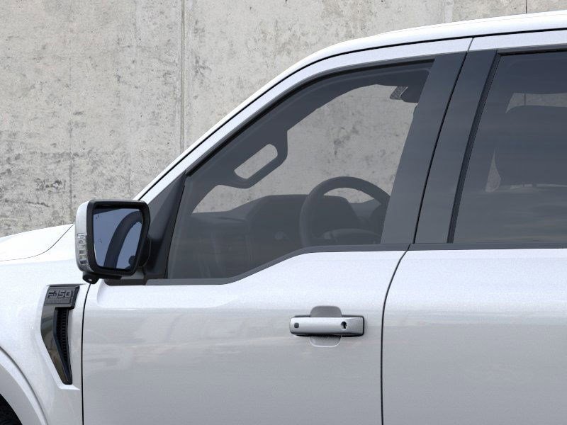 2025 Ford F-150 Lariat photo 14