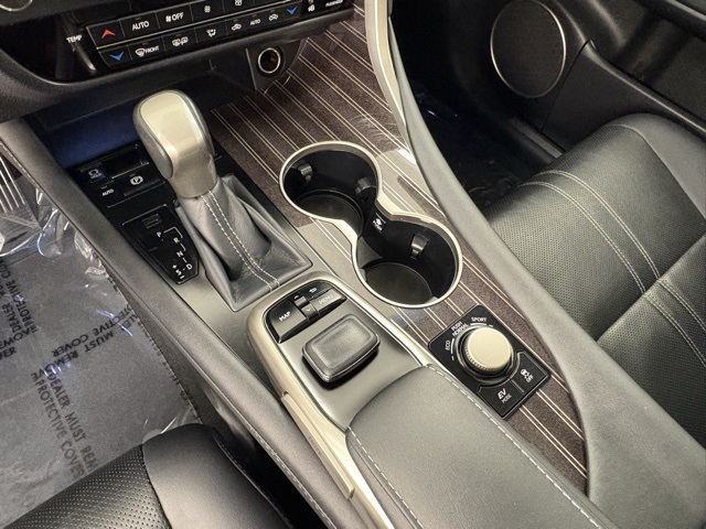 2017 Lexus RX 450h photo 16