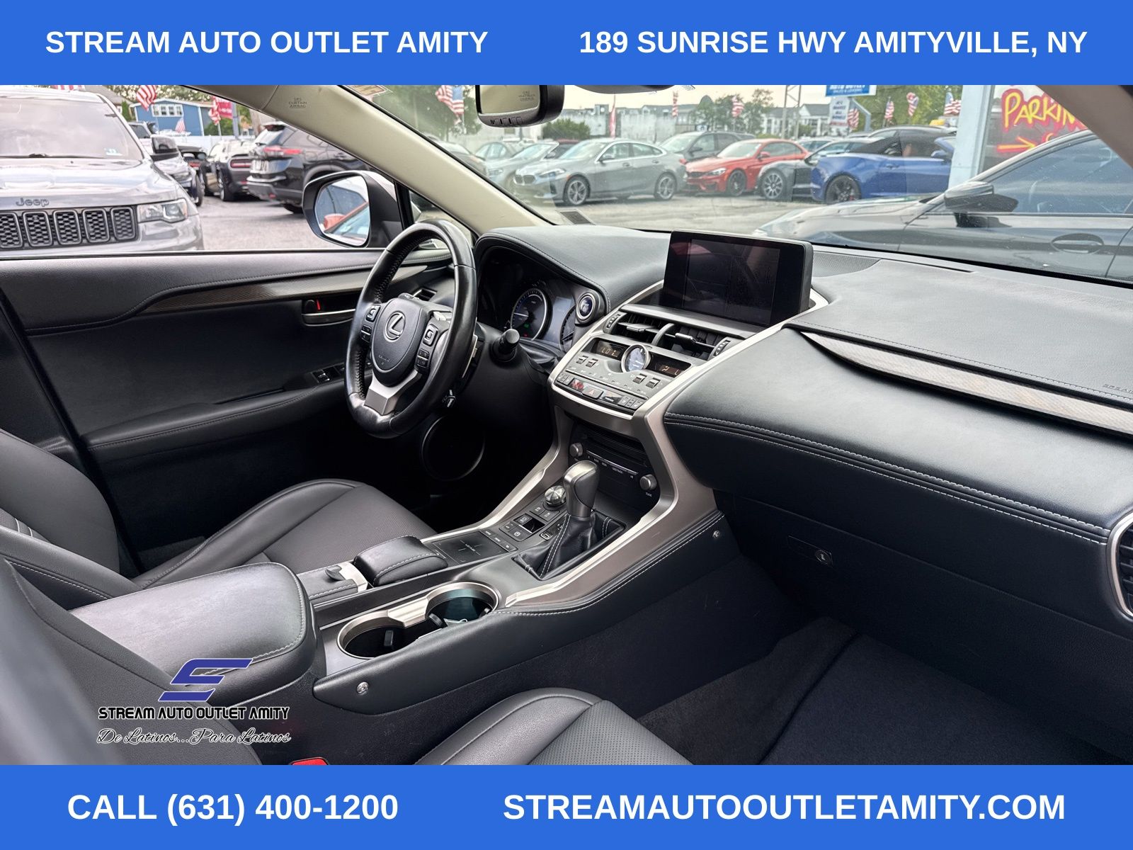 2021 Lexus NX 300h photo 12