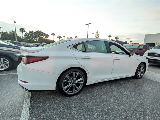 2020 Lexus ES 350 F SPORT photo 12