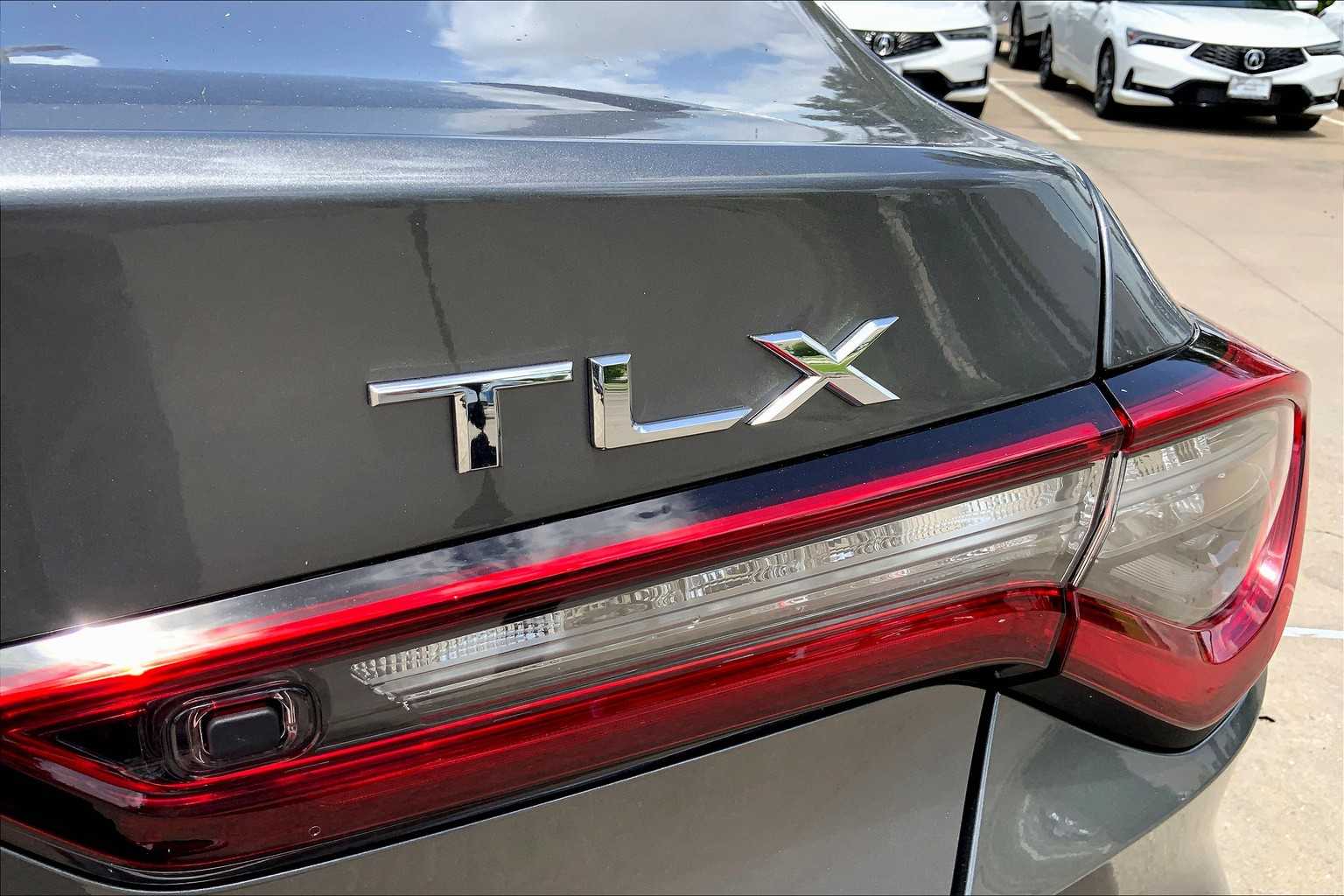 2025 Acura TLX Technology photo 15
