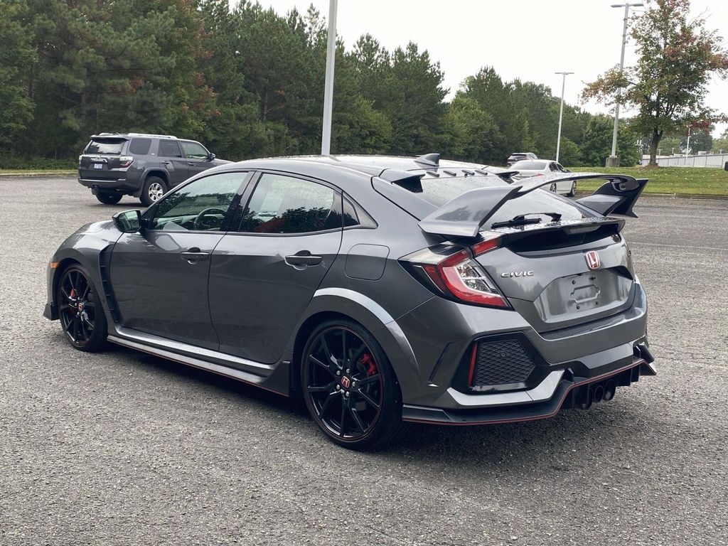 2017 Honda Civic Type R Touring Hatchback photo 3