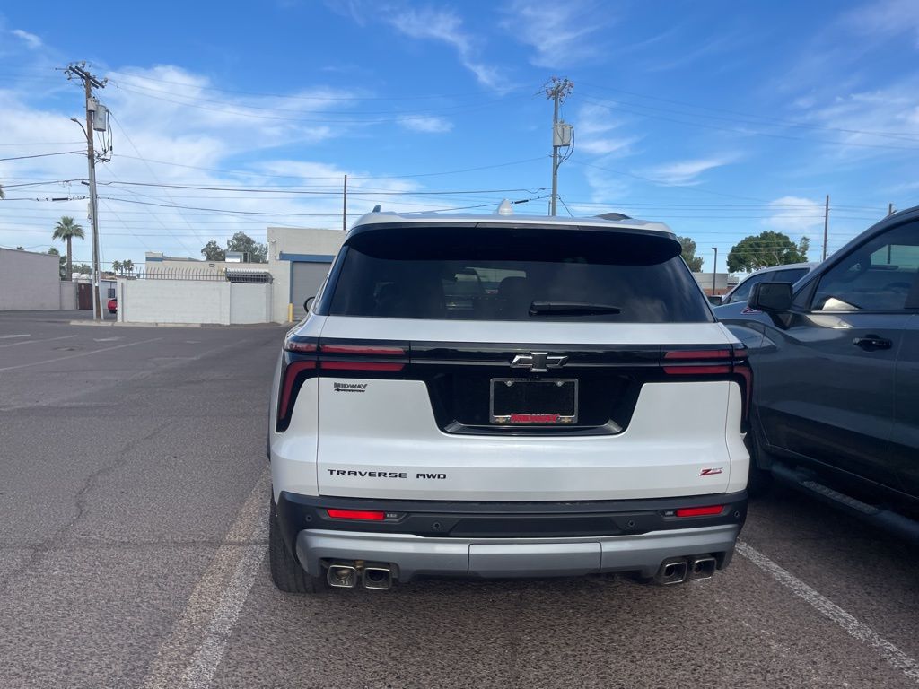 Image 8 of Pre-Owned 2024 Chevrolet Traverse Z71