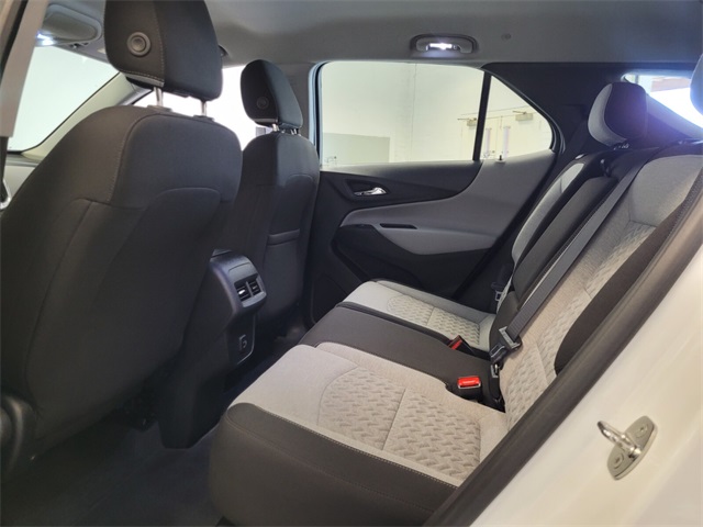 2022 Chevrolet Equinox LS photo 6
