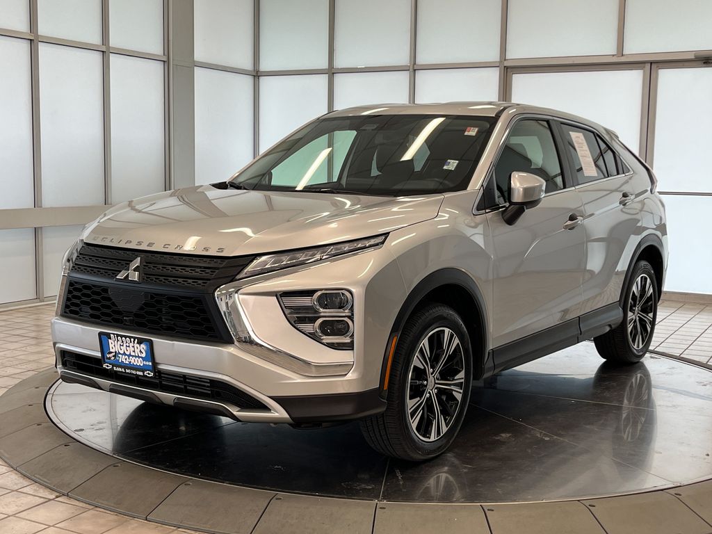 2022 Mitsubishi Eclipse Cross SE photo 4