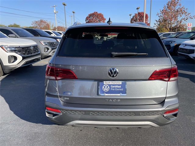 2022 Volkswagen Taos SE photo 3