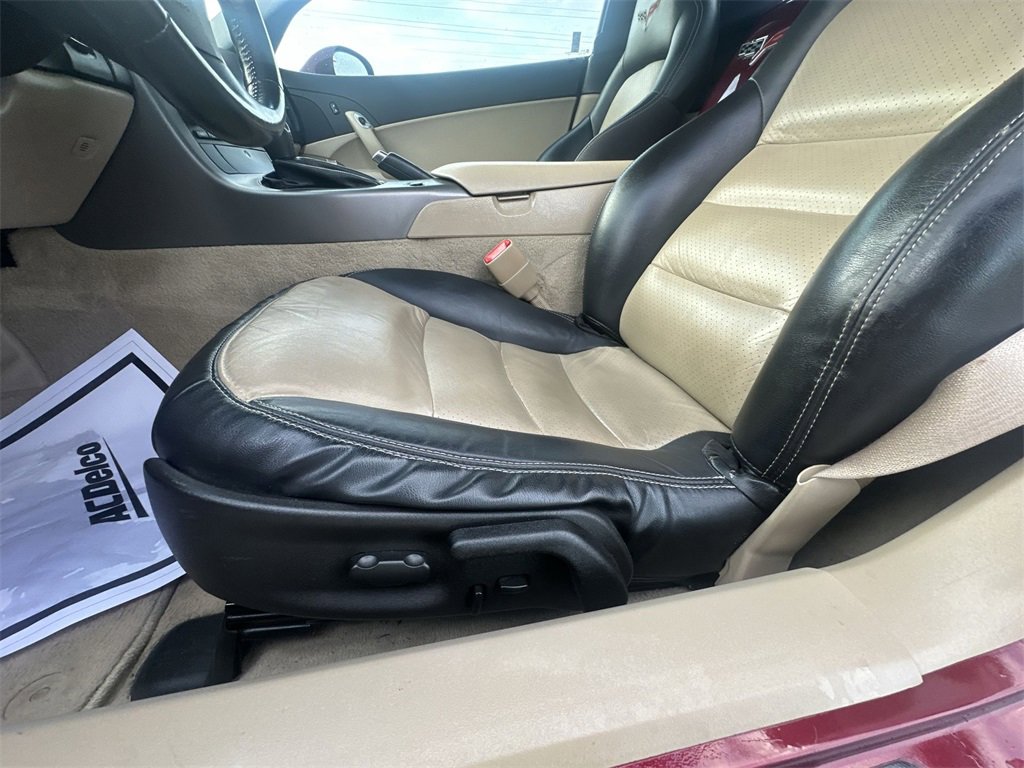 2007 Chevrolet Corvette Convertible photo 12