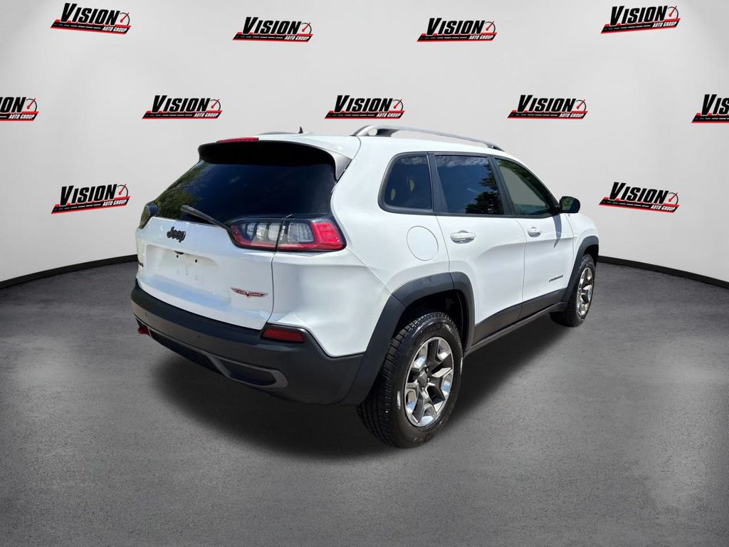 2019 Jeep Cherokee Trailhawk photo 5