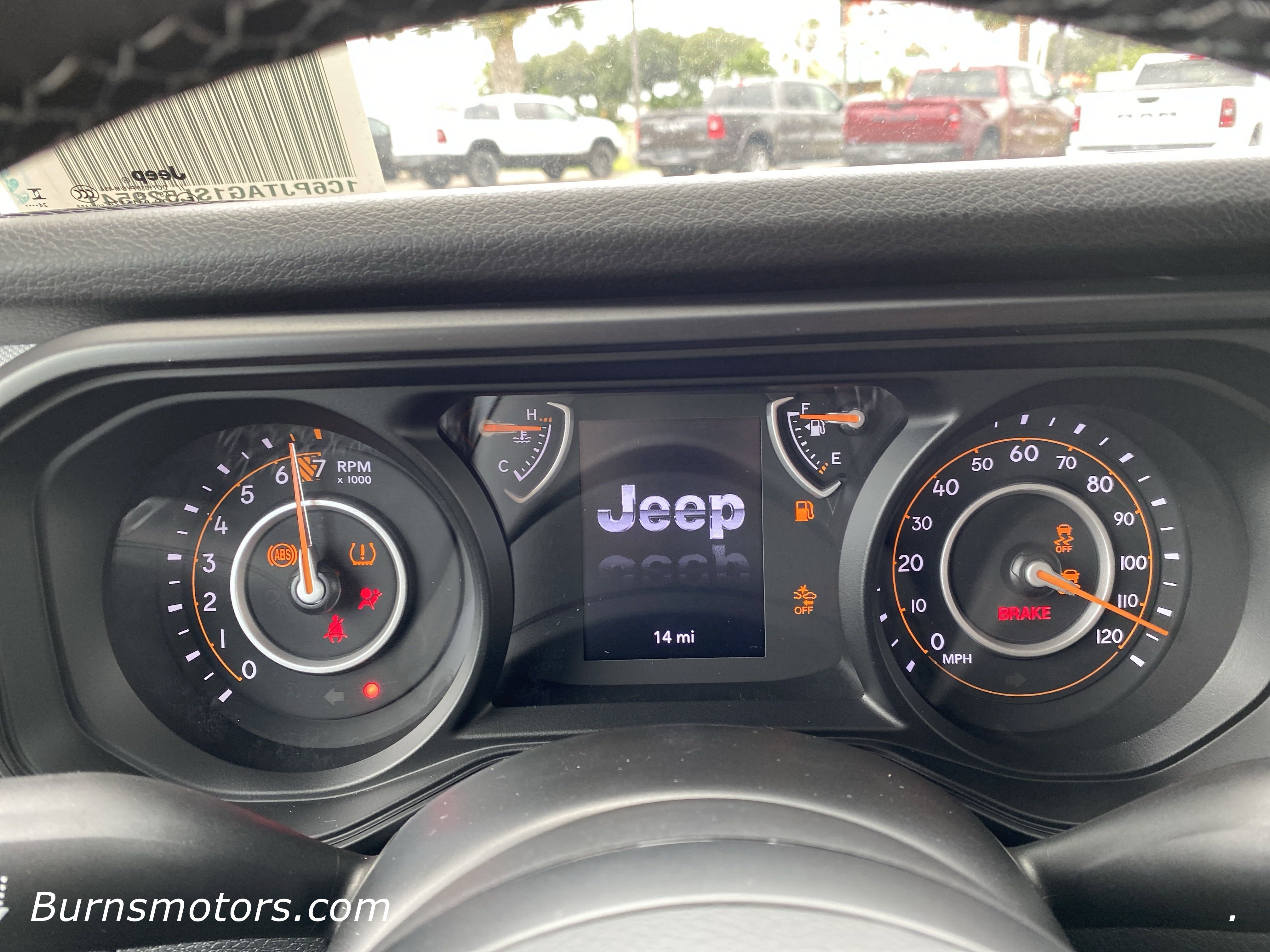 2025 Jeep Gladiator Sport photo 2