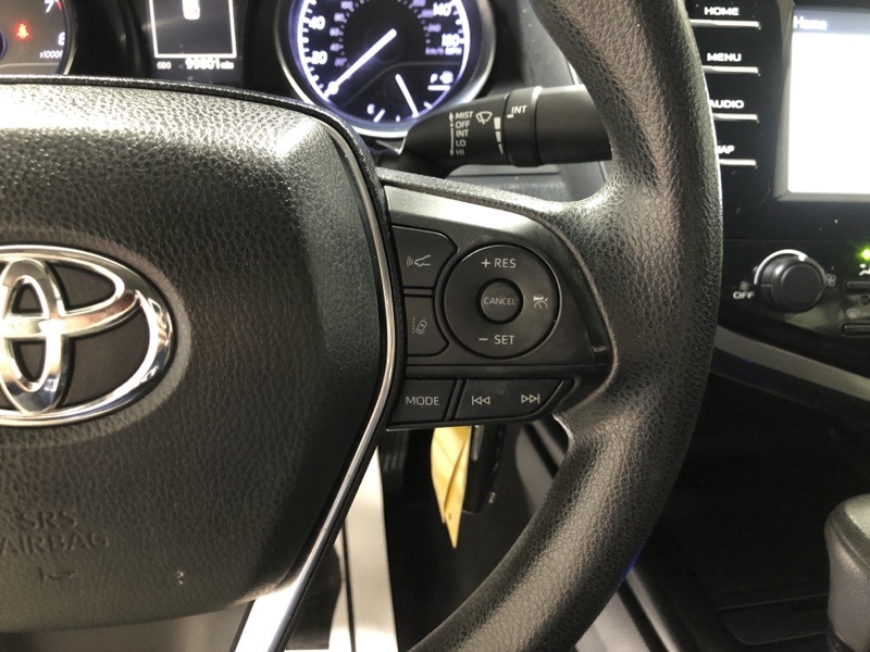 2019 Toyota Camry LE photo 22