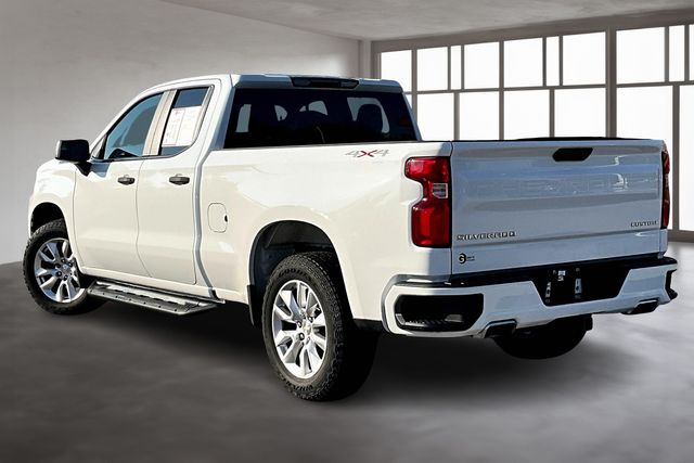 2019 Chevrolet Silverado 1500 Custom photo 14