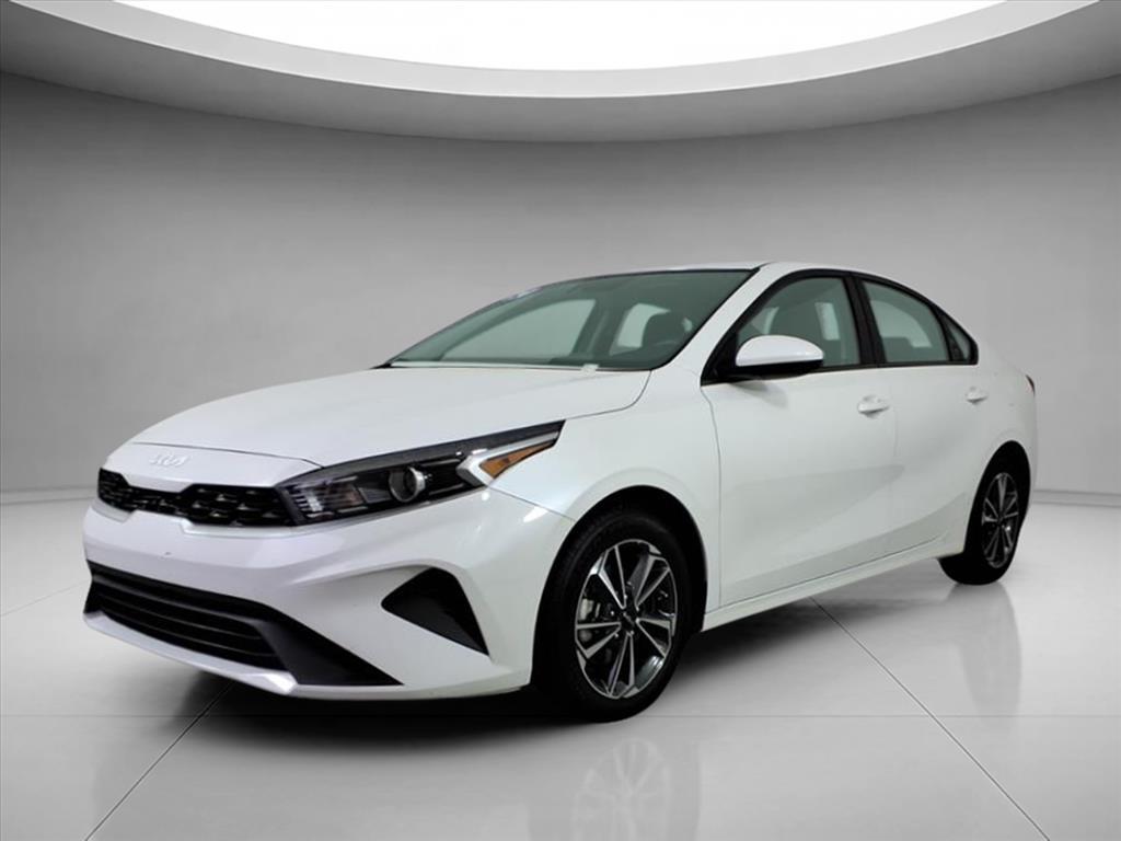 2024 Kia Forte LXS's photo