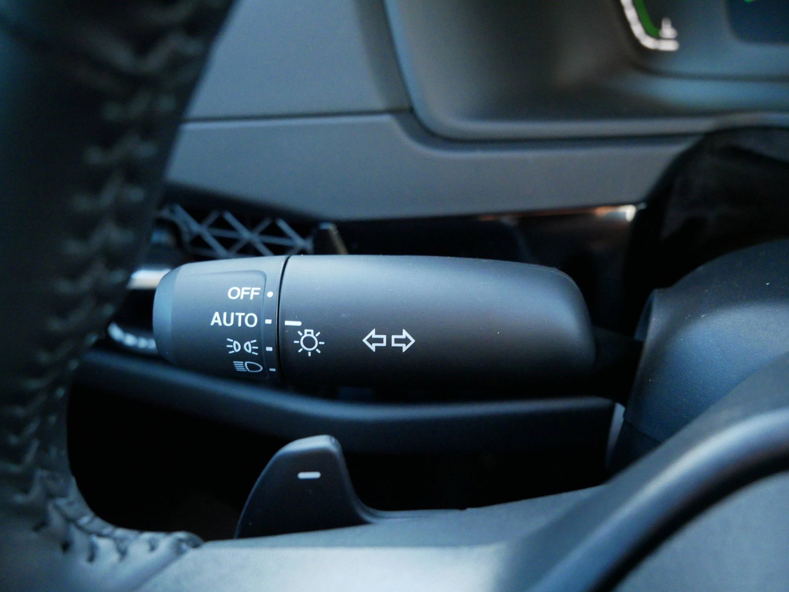 2025 Honda Accord Hybrid EX-L photo 11