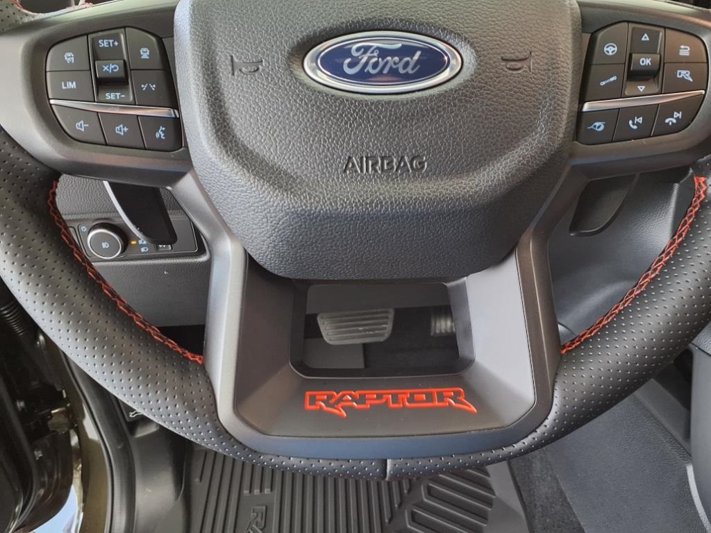 2025 Ford Ranger Raptor photo 11